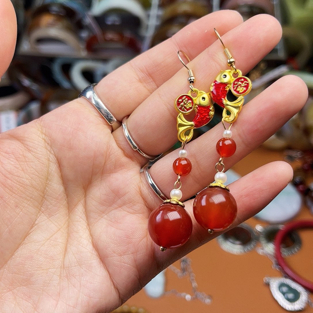 南红玛瑙颈饰未镶嵌