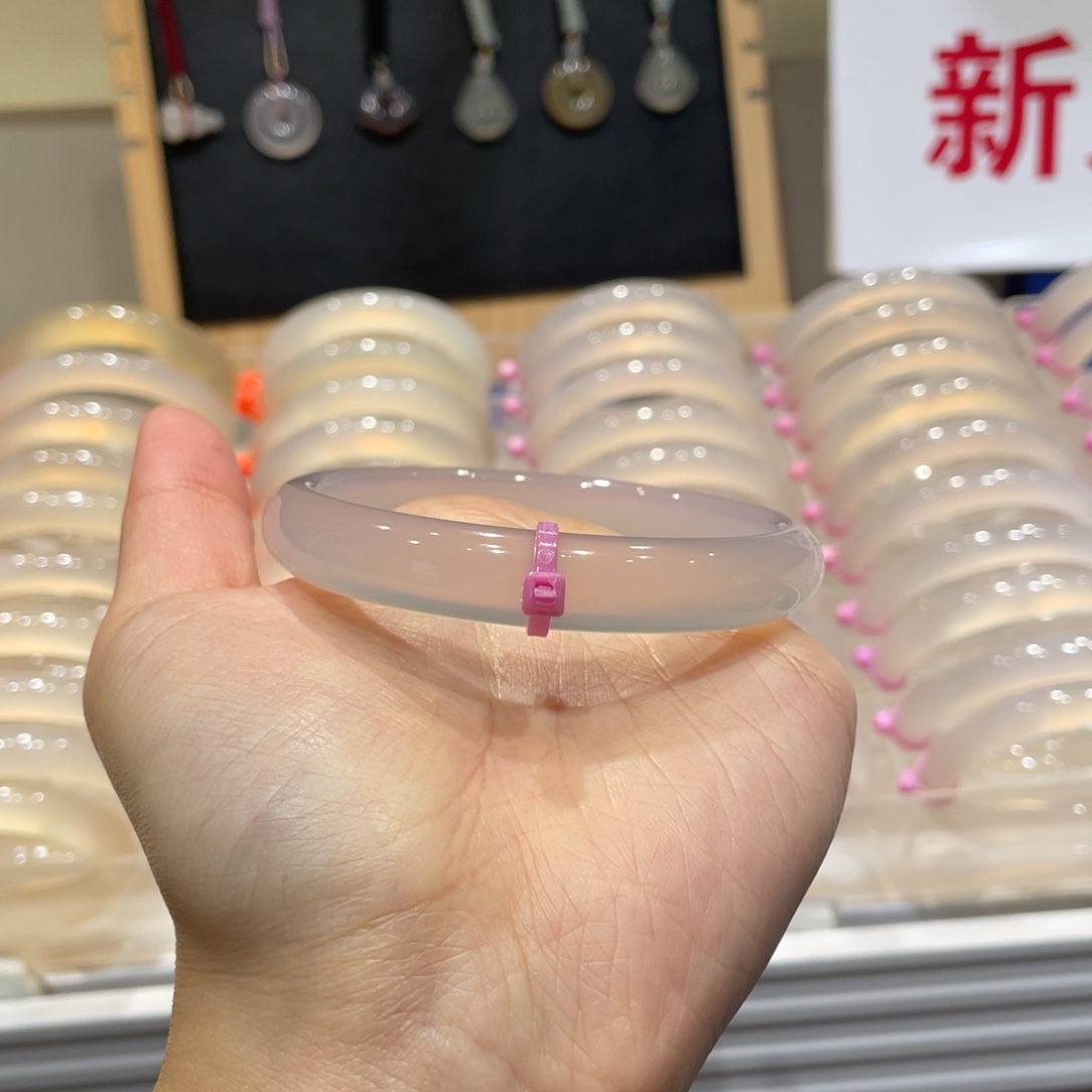 玛瑙/玉髓未镶嵌手镯@定向荔枝冻@【62】