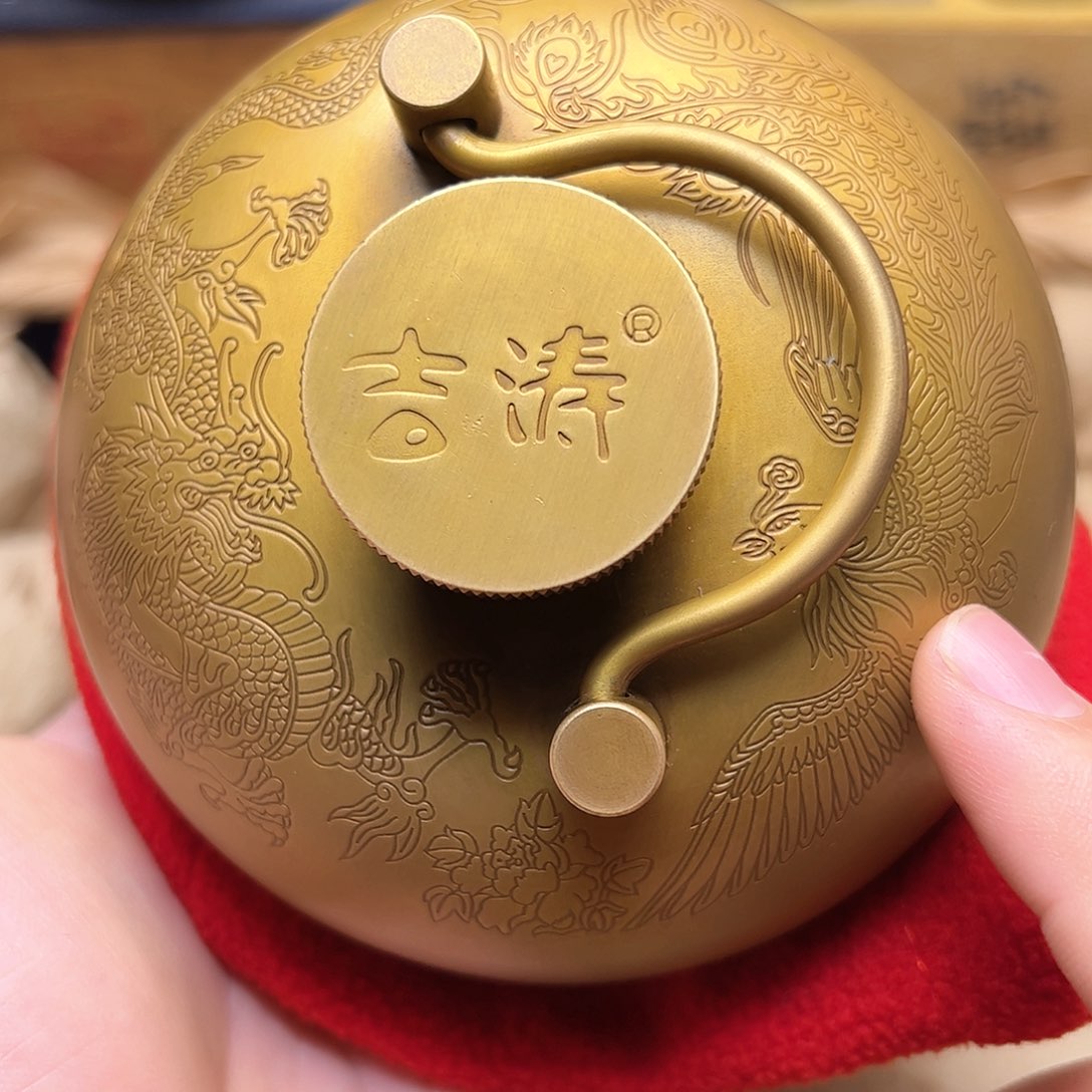 精美铜器点击下单