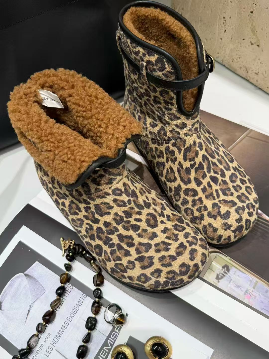 设计师款高级皮毛一体圆头两穿豹纹纯色款保暖短靴 （偏大一码）