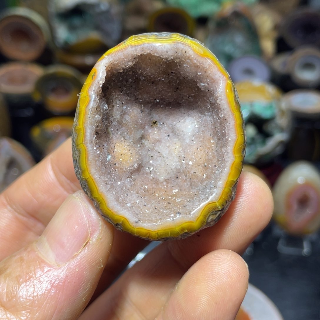 水晶大型摆件未镶嵌