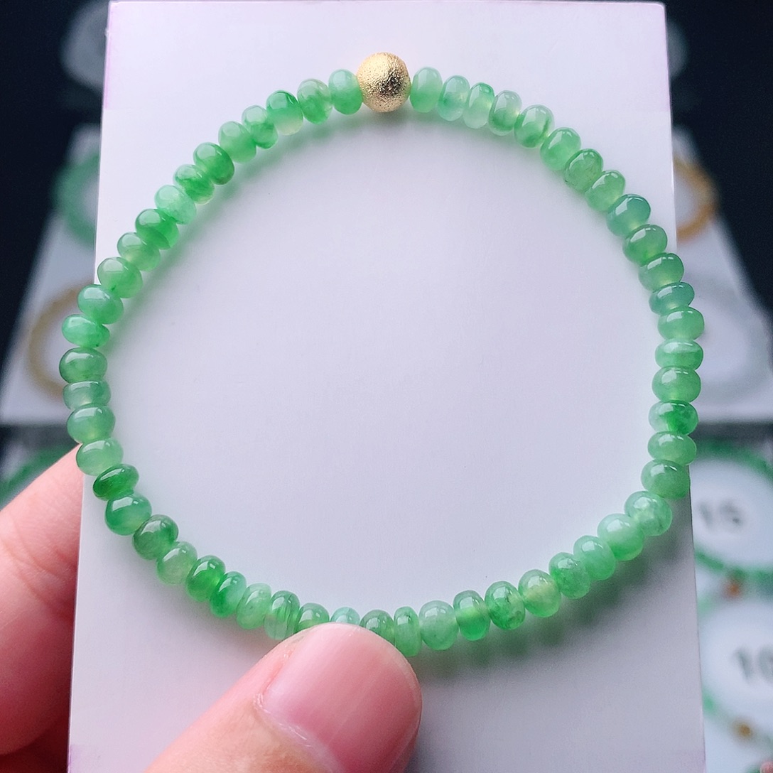 未镶嵌手串翡翠翡翠