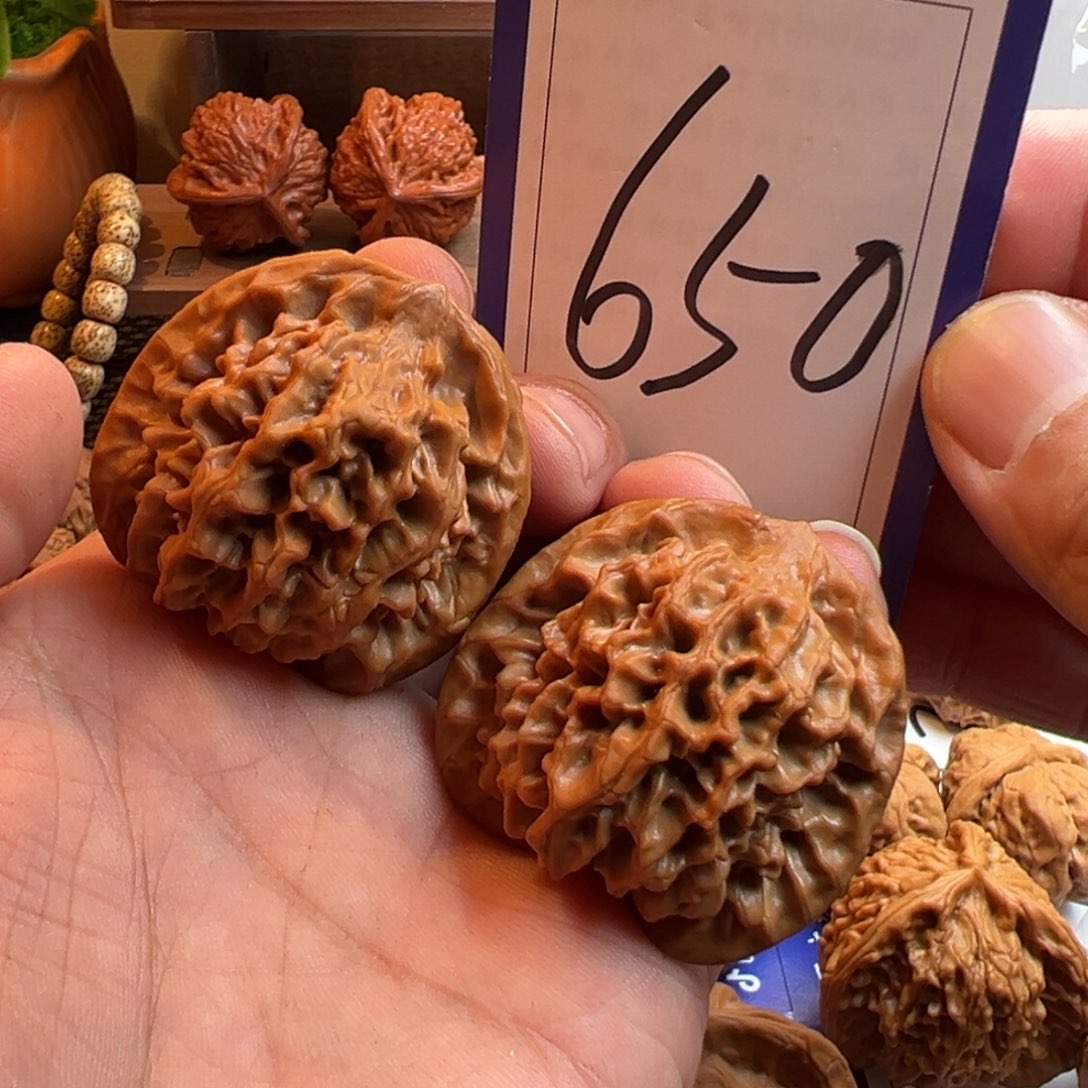 文玩核桃把件全品秦闷41尺寸650号