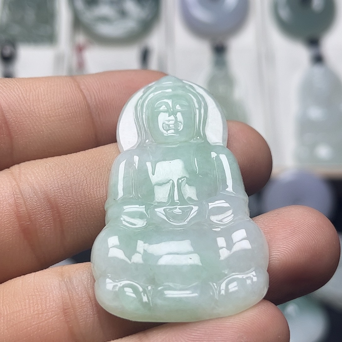 翡翠未镶嵌颈饰缅甸天然翡翠