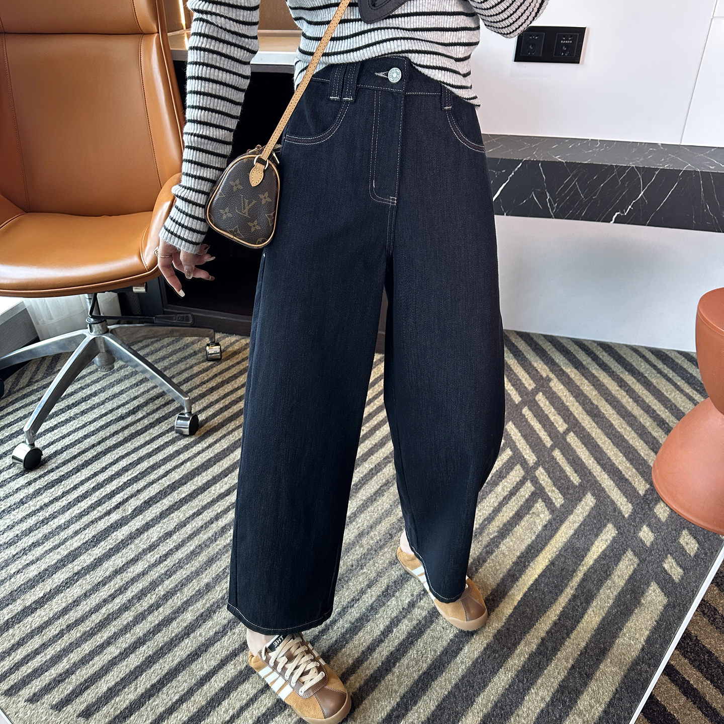 大码高腰直筒牛仔裤女秋季新款胖mm梨形身材显瘦弹力九分阔腿裤子