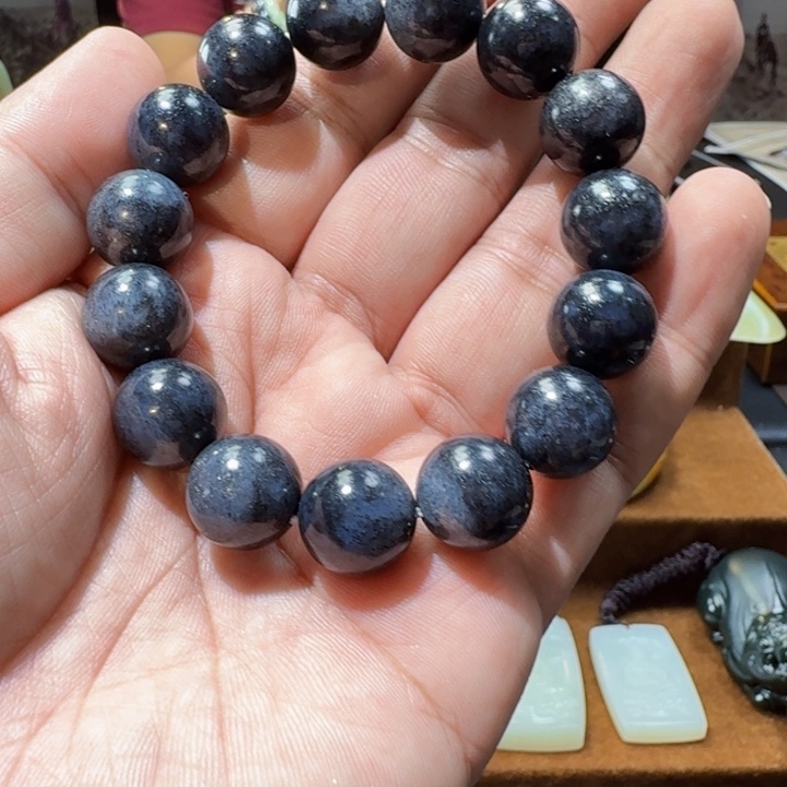 未镶嵌手链和田玉