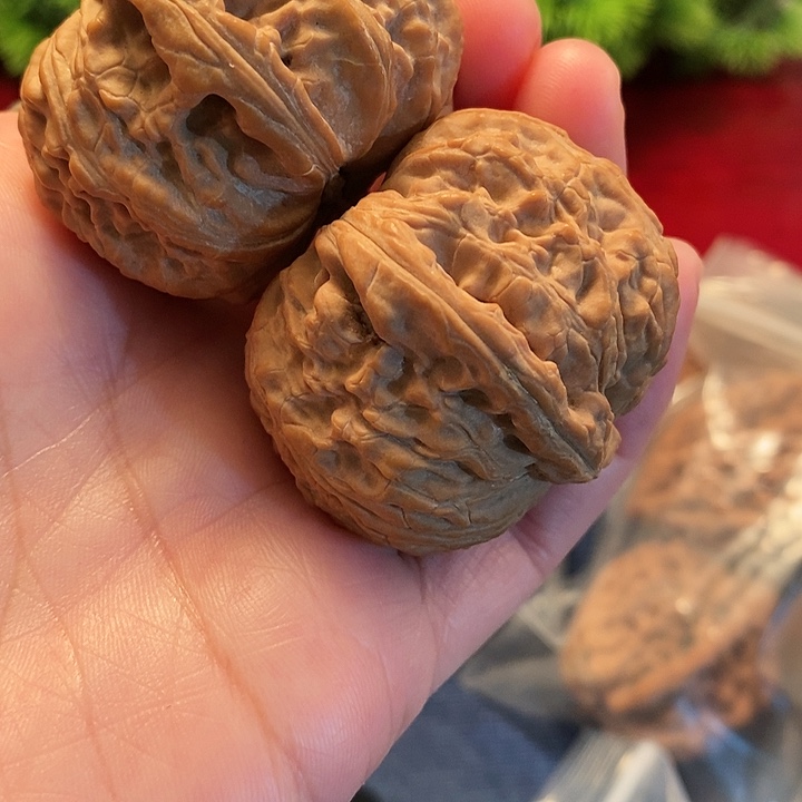 【闪购商品】文玩核桃吊坠白狮子