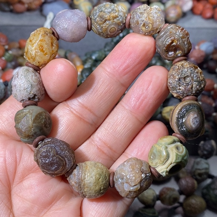 未镶嵌玛瑙/玉髓珠宝奇石