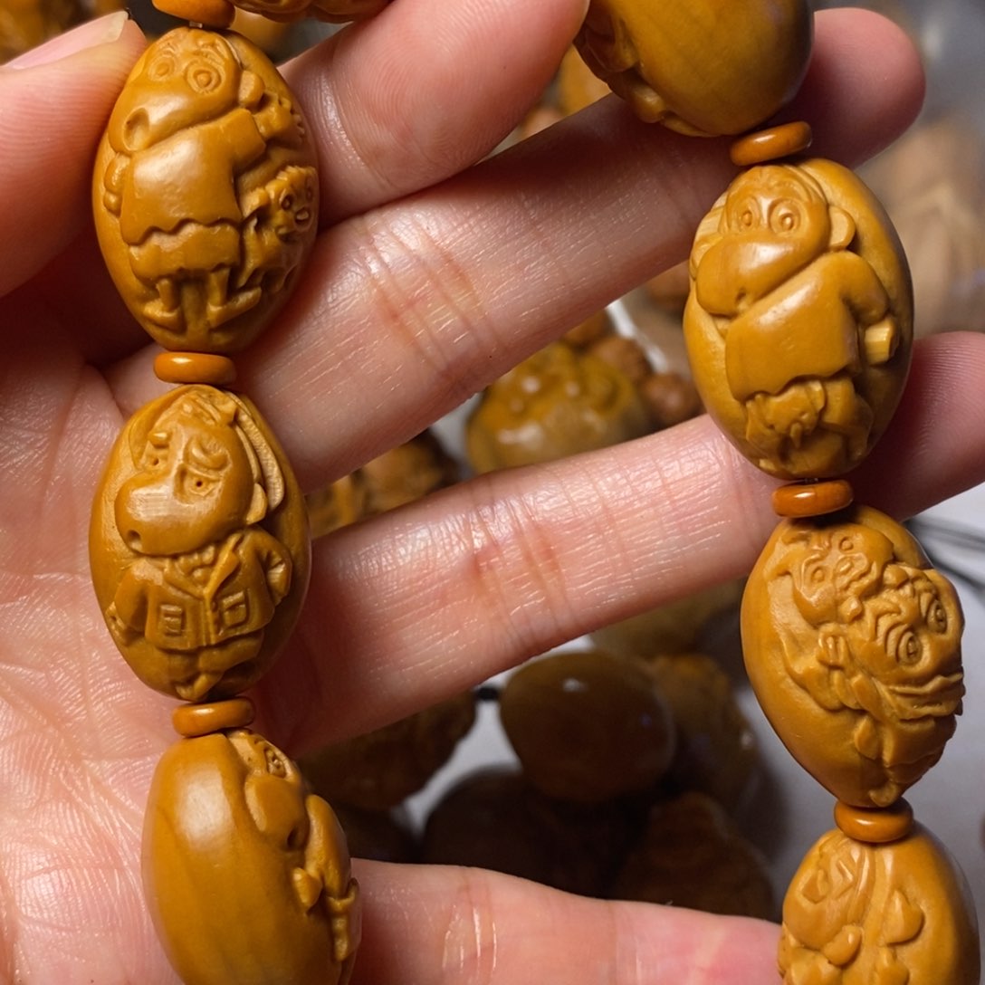 橄榄核手串/手链蜡笔小新