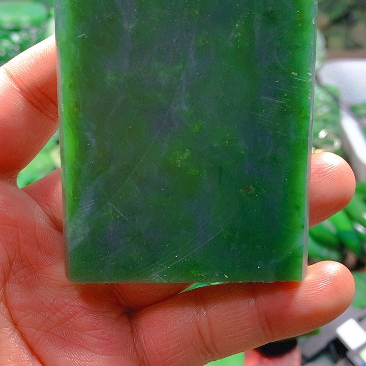 和田玉（碧玉）未镶嵌珠宝半成品