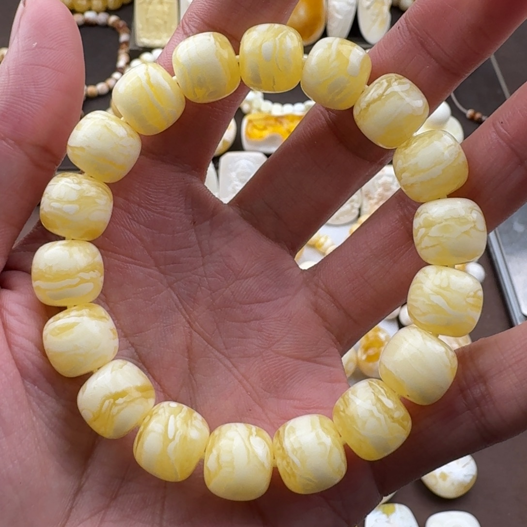 未镶嵌琥珀裸石蜜蜡