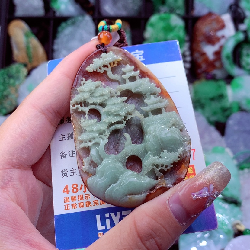 【闪购商品】翡翠颈饰未镶嵌挂件