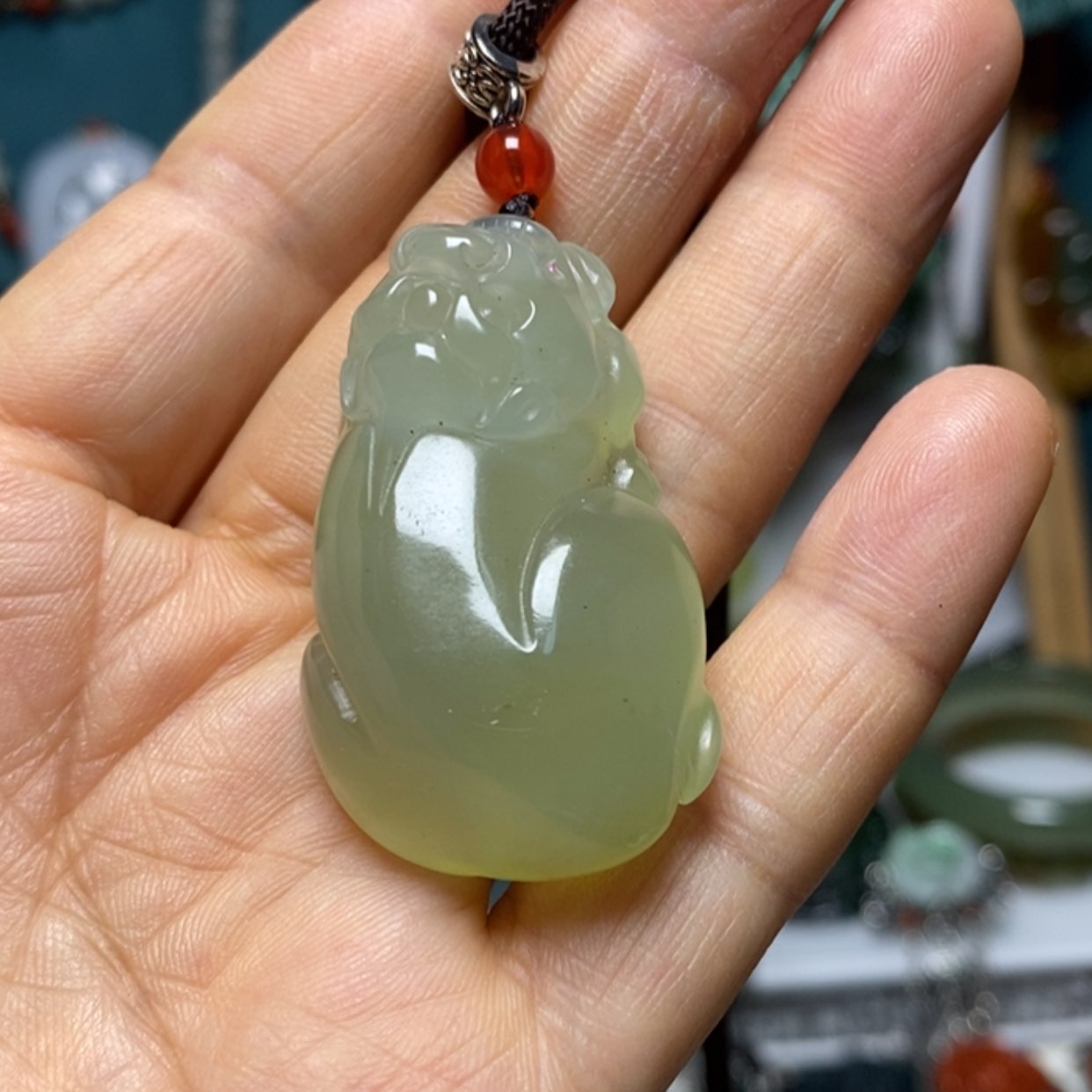 【闪购商品】蛇纹石玉未镶嵌吊坠