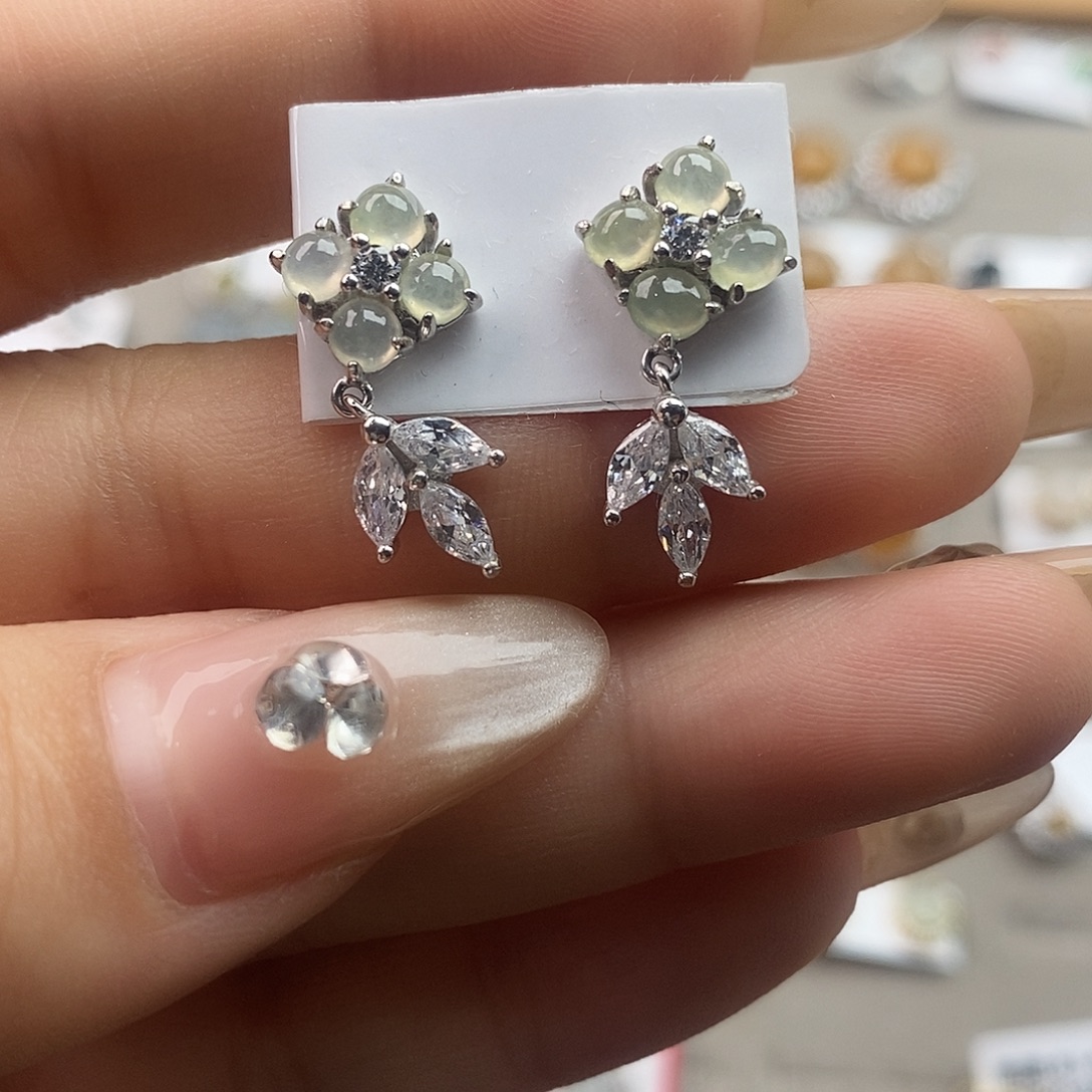 翡翠未镶嵌戒指翡翠