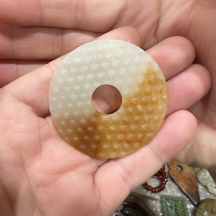 和田玉（糖玉）未镶嵌挂件