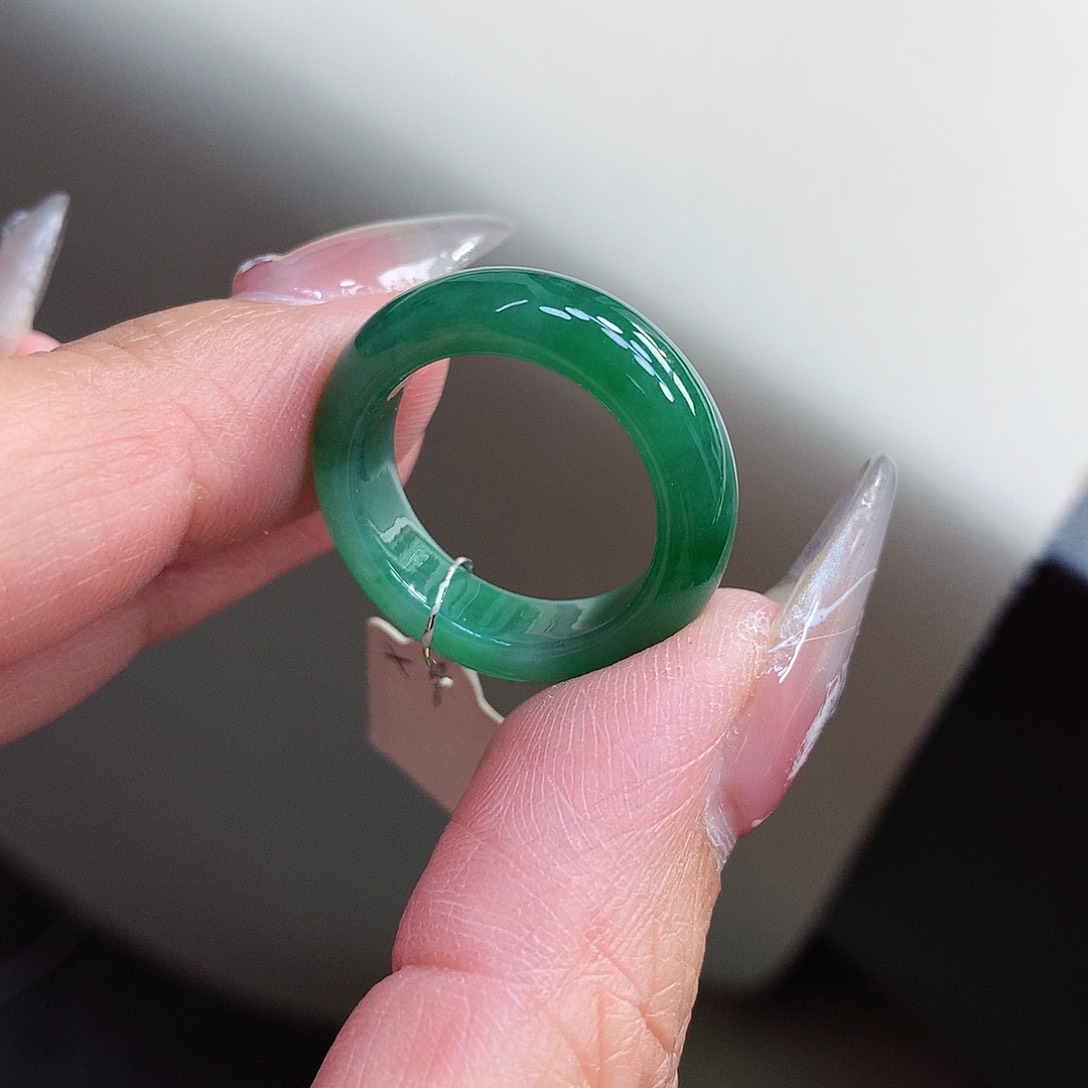 翡翠戒指未镶嵌16号