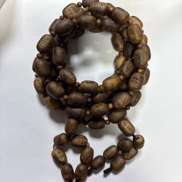 沉香【花姐专场】41H海南老白棋49克九九沉留疤多圈多样性发一条