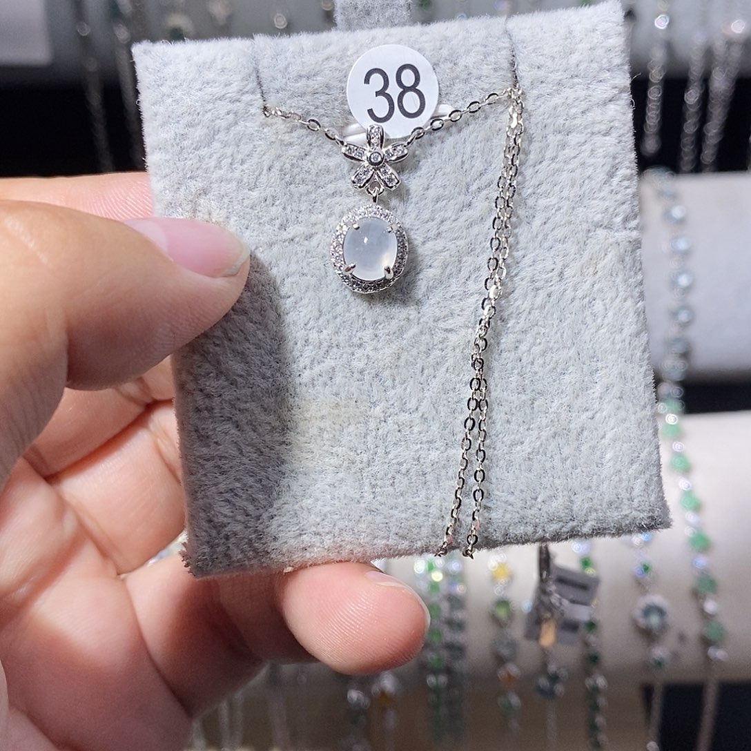 翡翠银S925镶嵌颈饰