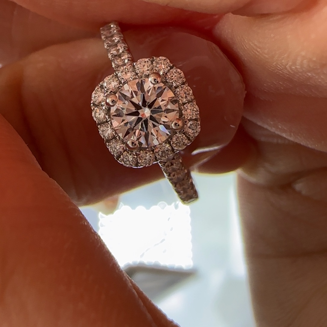 18K金镶嵌实验室培育钻石方包16