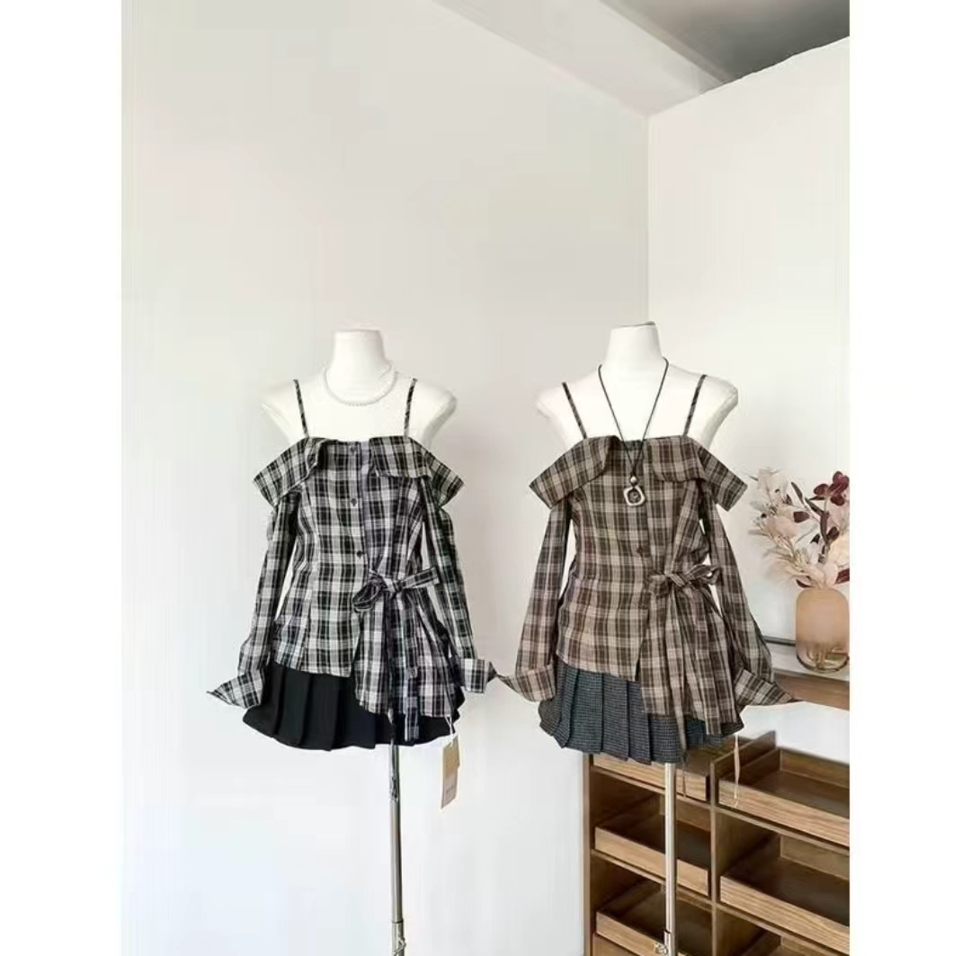 【韩妃儿】2025女神早秋款复古斜肩压褶显瘦格子一字肩绑带衬衫女装