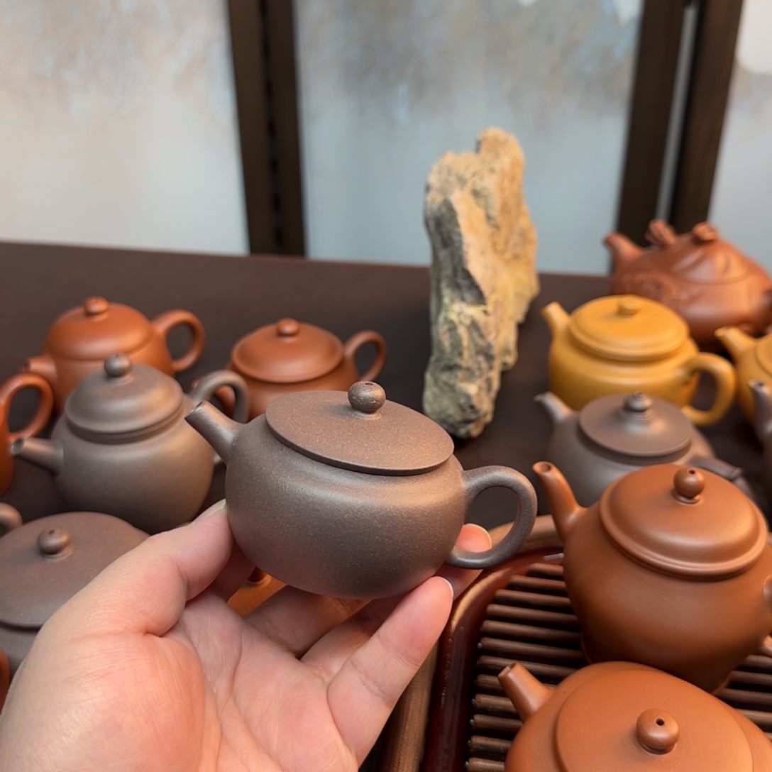 谁***娆紫砂茶壶紫泥团泥共生矿小桑扁