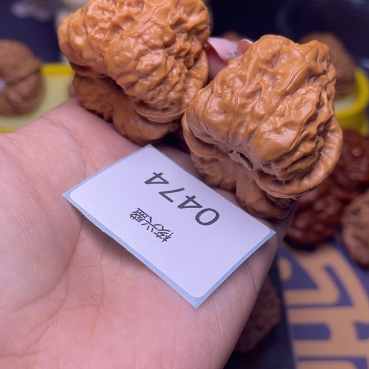 文玩核桃把件蛤蟆39.0474