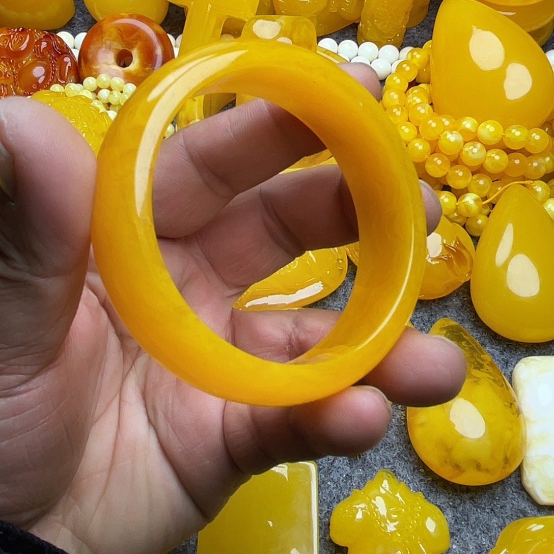 沁***馆非金属镯 57+ 俄罗斯新蜜