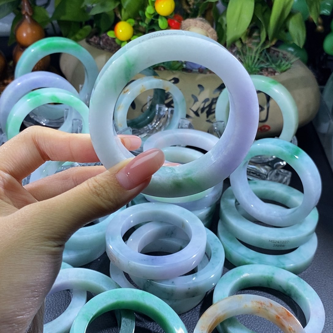 未镶嵌手镯定制翡翠无**鱼