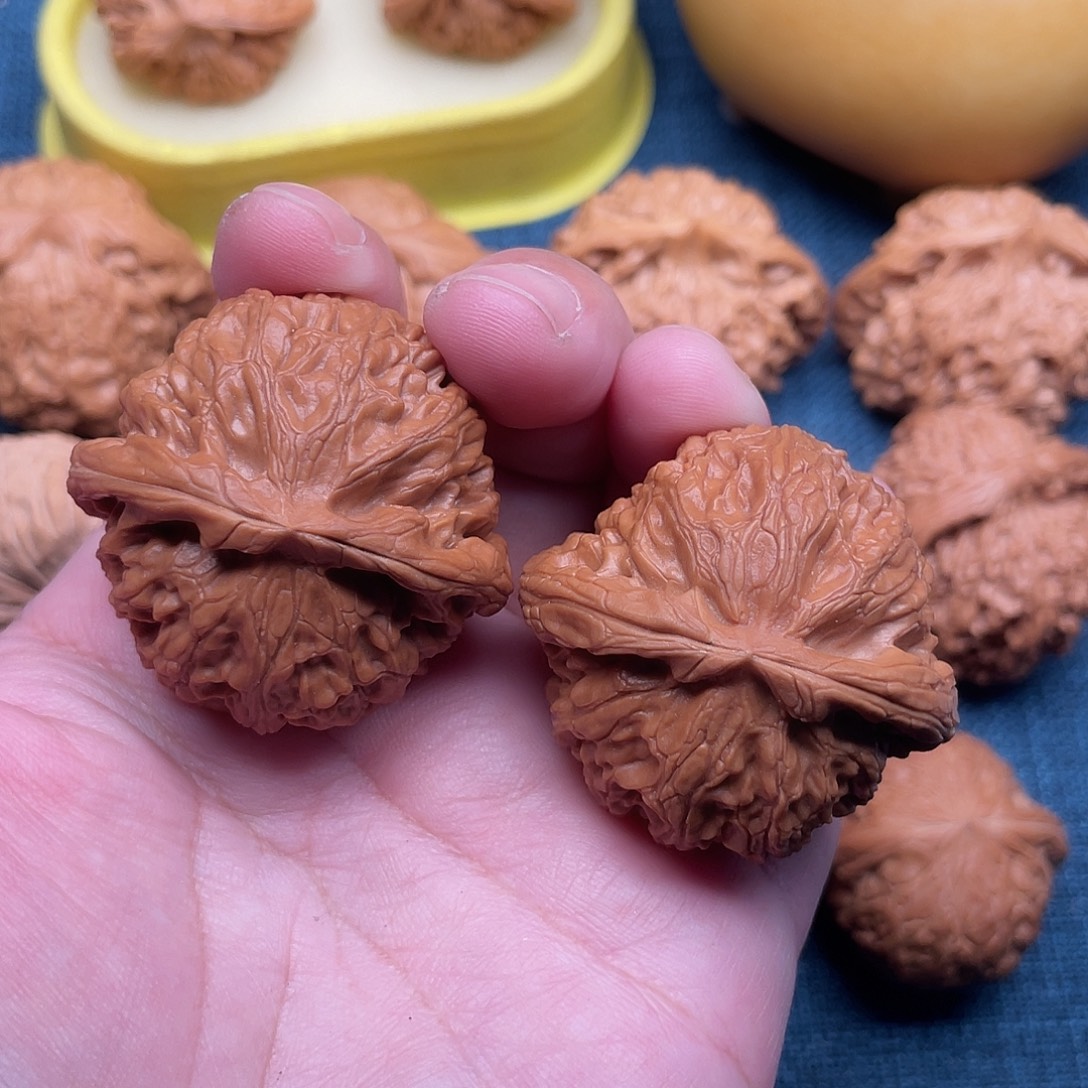 把件文玩核桃全品红皮宫灯42