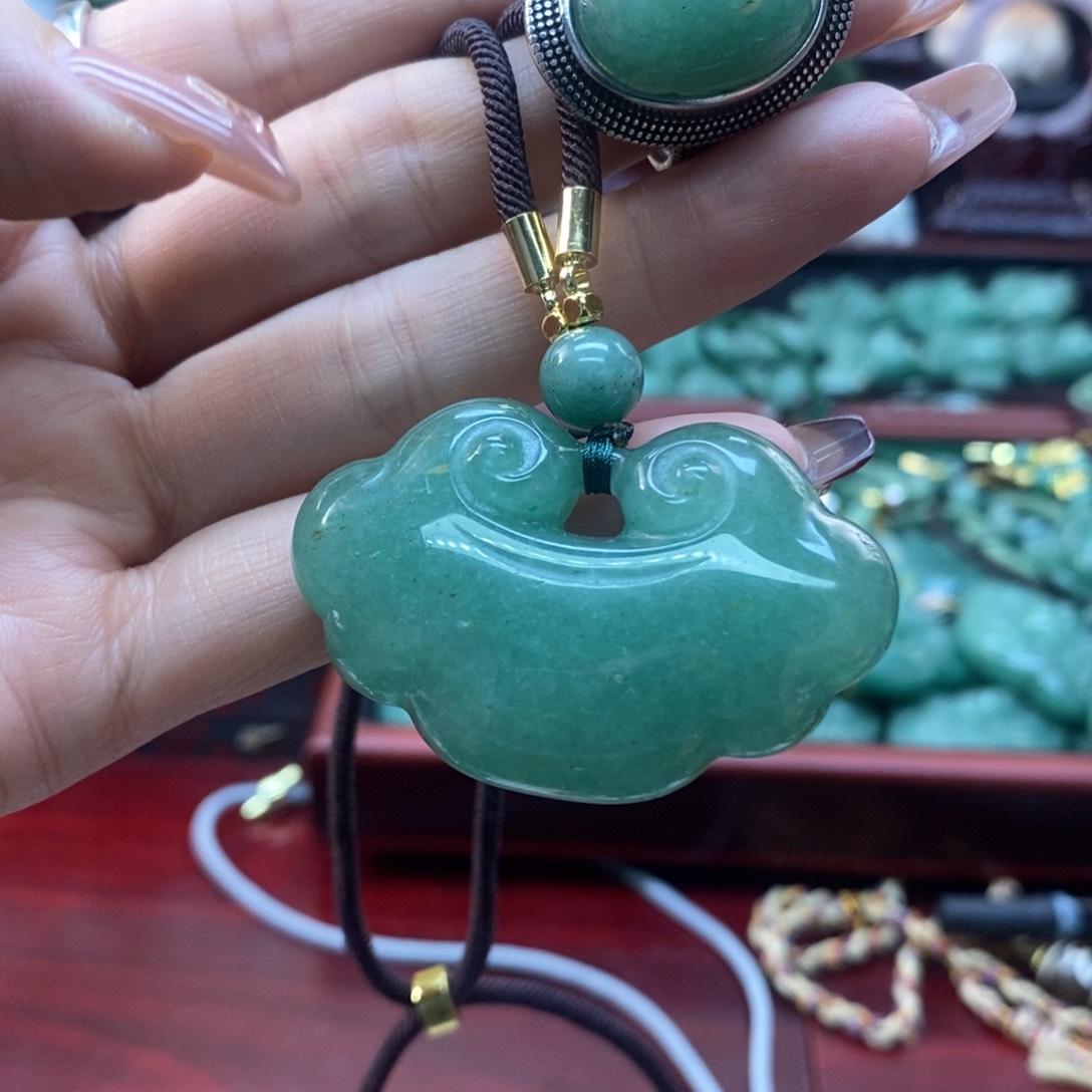 石英质玉手镯合金