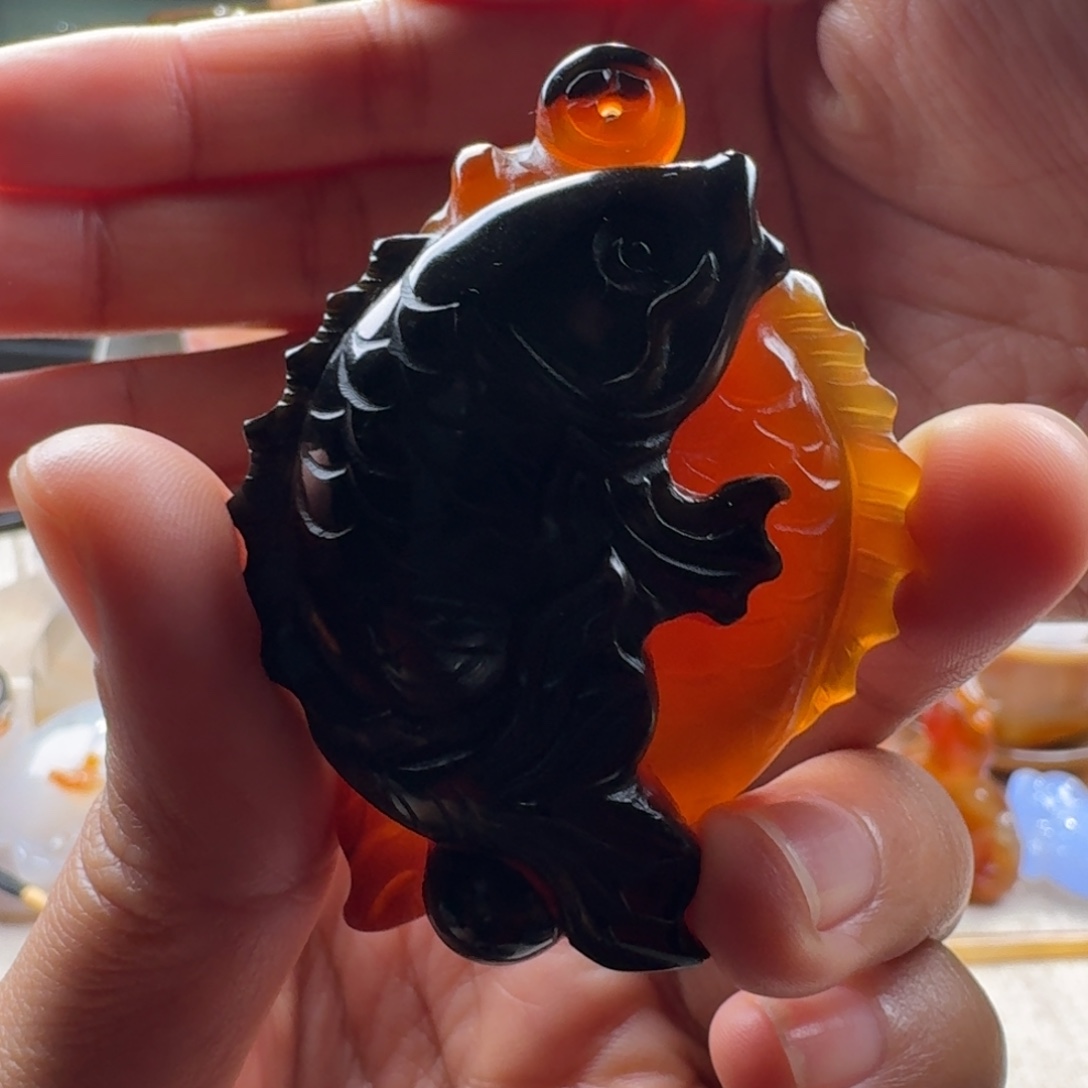 溯***苒玛瑙/玉髓未镶嵌玛瑙吊坠