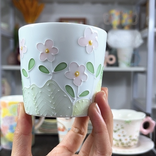 手绘高温釉下彩陶瓷