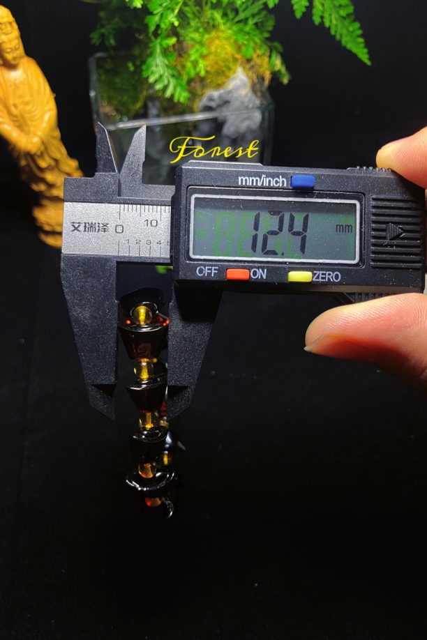 意臻珠宝12mm天然血珀元宝手串