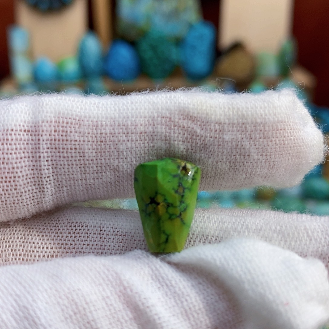 定制绿松石玉华三通料