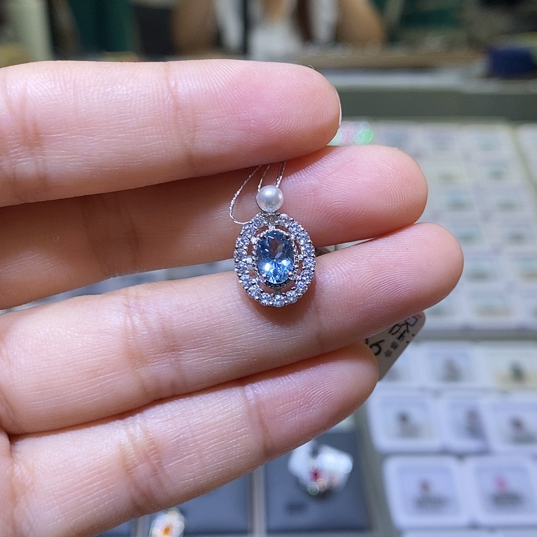 银S925镶嵌吊坠(赠链)海蓝宝石天然海蓝宝