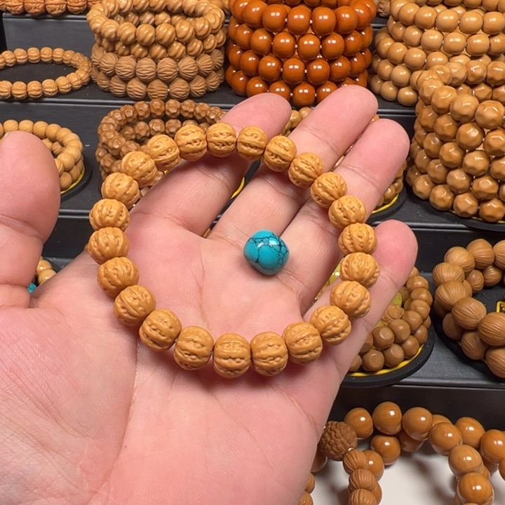 猴头核桃手串?京八棱+配饰