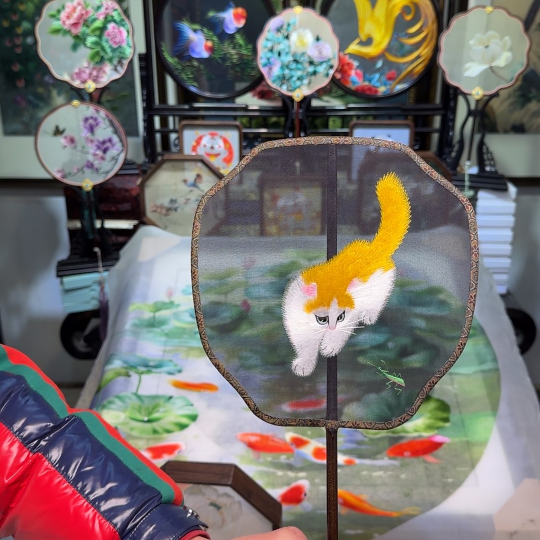 刺绣刺绣工艺精湛异色