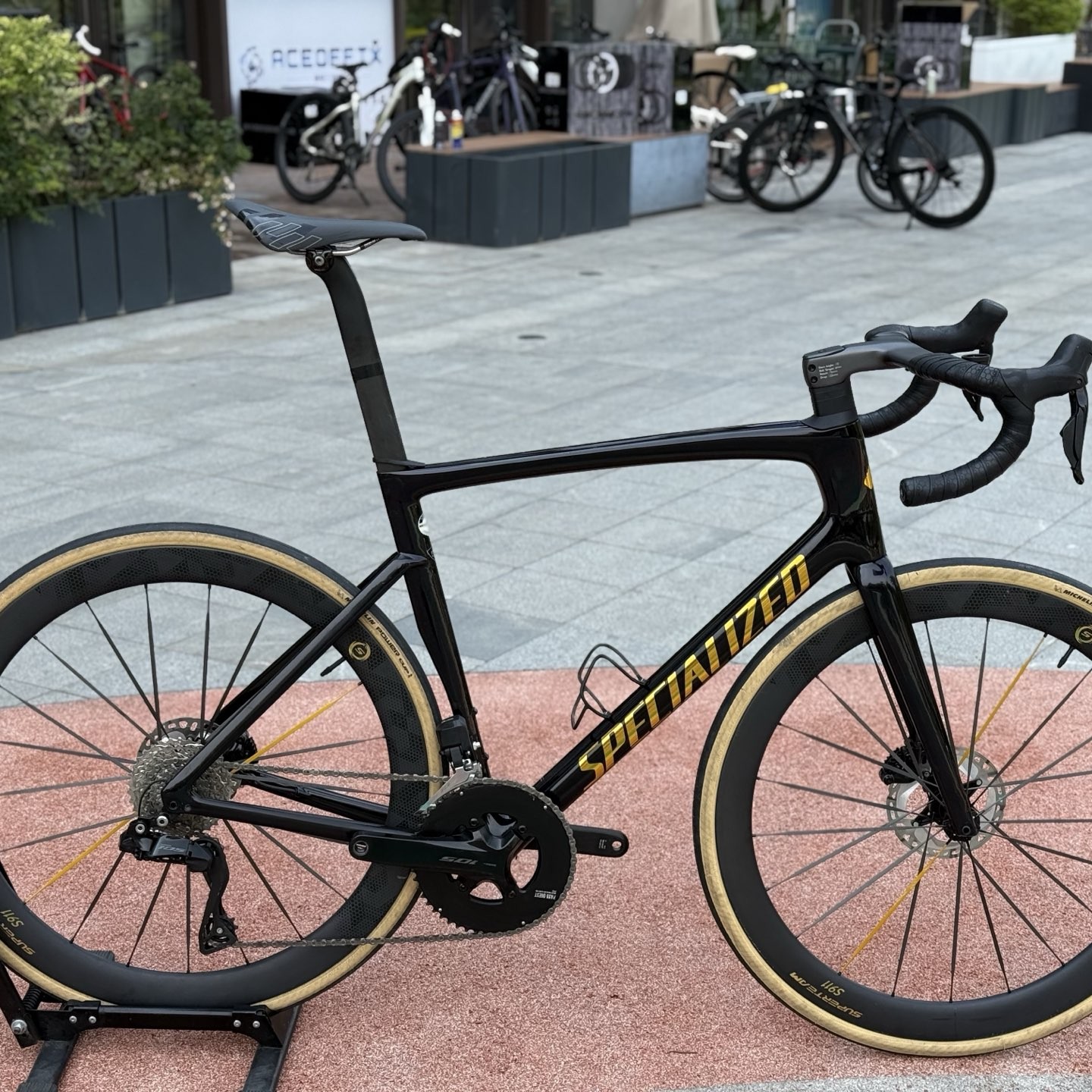 公路自行车碳纤维自行车闪电sl7尺码58适合183-190左右