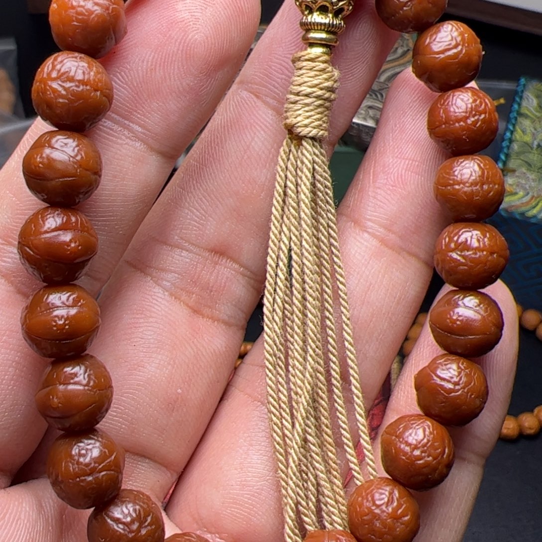 把件猴头核桃呃呃呃