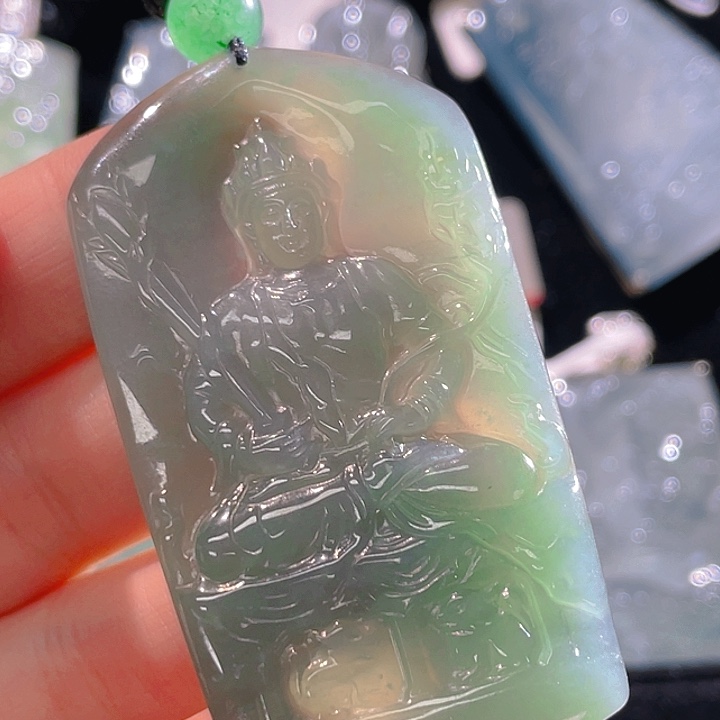 翡翠颈饰未镶嵌1090，