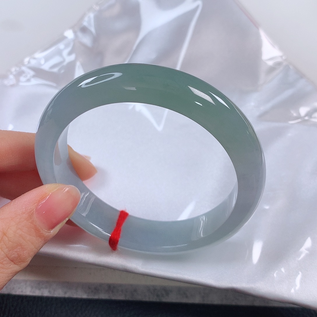 翡翠手镯未镶嵌 正圈⭐⭐⭐⭐①①⑧