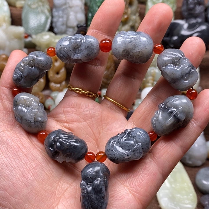 和田玉颈饰未镶嵌