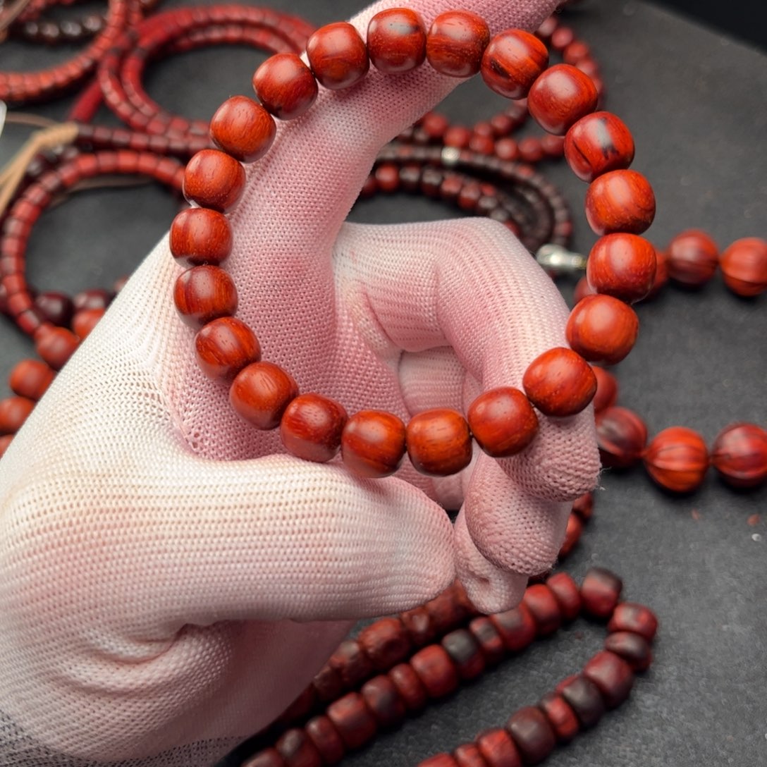 檀香紫檀（小叶紫檀）手串/手链9.7×10老型 黑皮钢印料