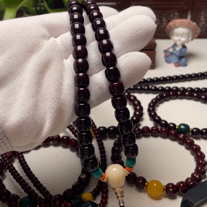 小***人吊坠猴头核桃猴头手串