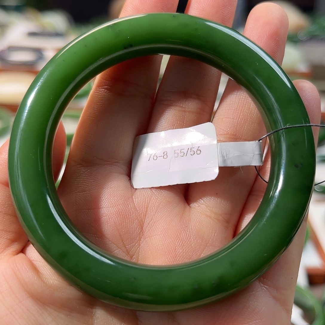 和田玉（碧玉）手镯未镶嵌