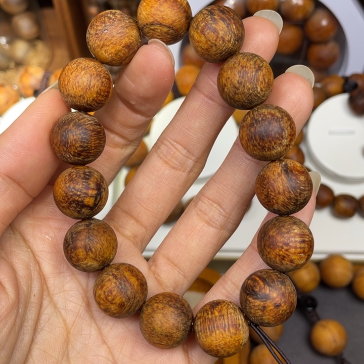 贡木手串/手链嶝***3手串