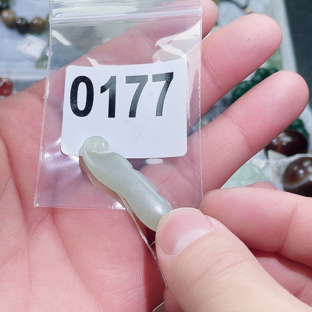 和田玉车挂未镶嵌