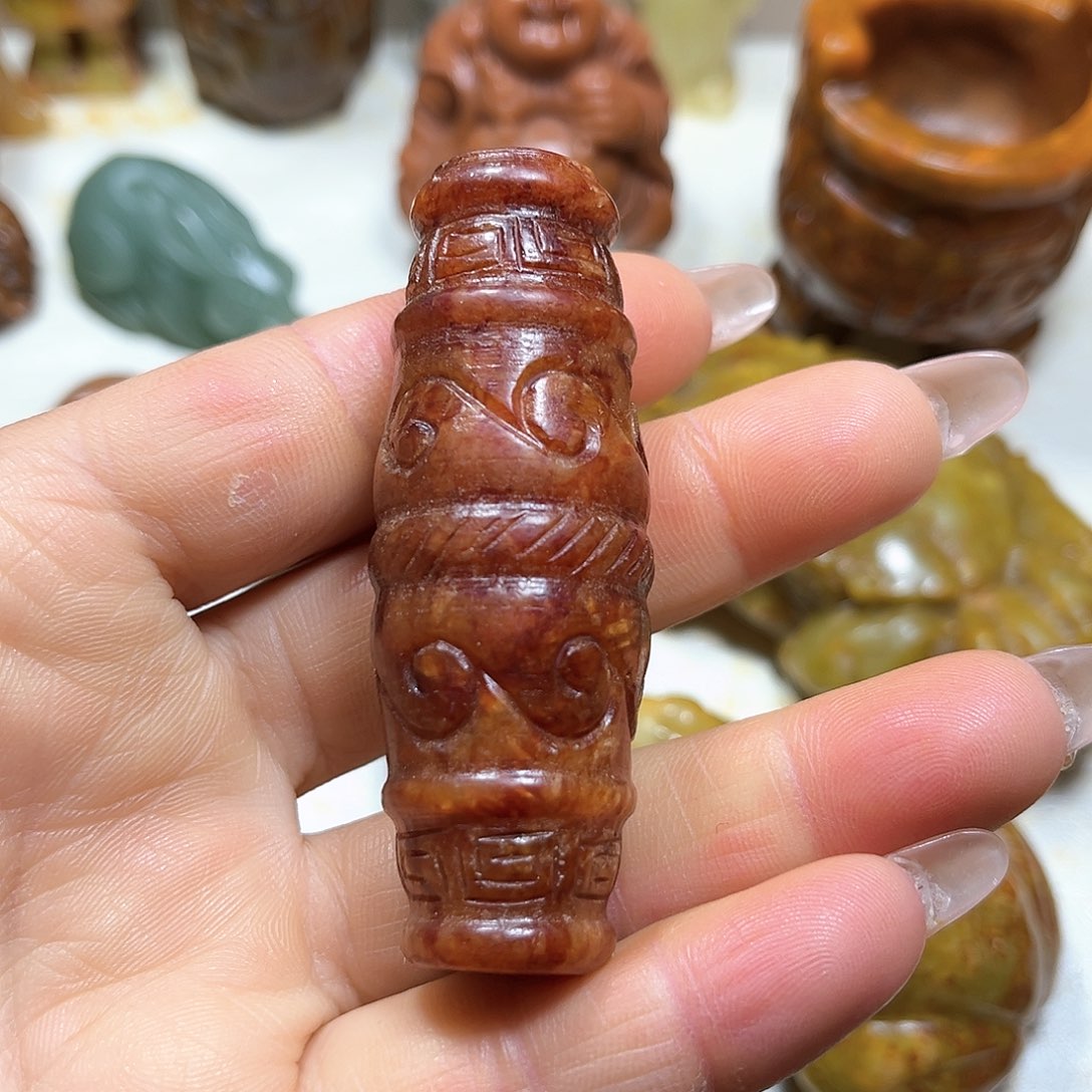 白玉菩提吊坠白玉菩提吊坠