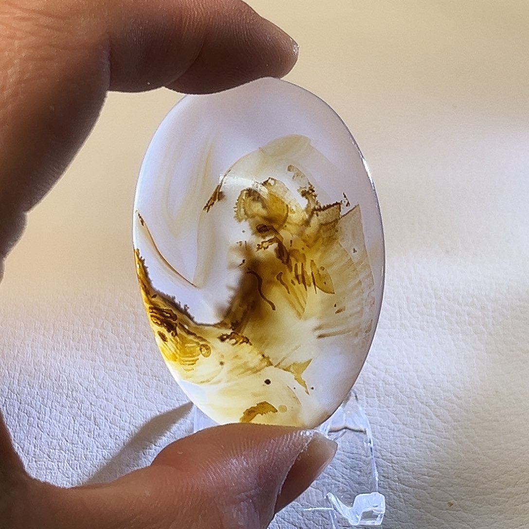 大***锅玛瑙/玉髓未镶嵌颈饰