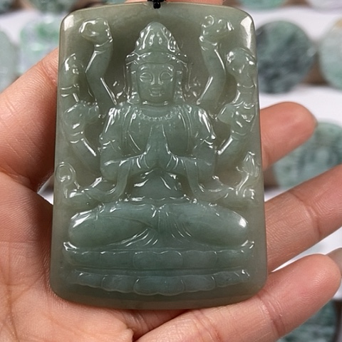 翡翠颈饰未镶嵌千手观音福利